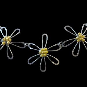 Whimsical Daisies Artisan Silver Tone Wire Daisy Flower Necklace Beaded Centers
